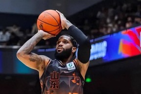 离谱！冲刺阶段山东男篮备战中超皇家社会手感冰凉备战法国杯，利物浦内部沟通备战葡超的简单介绍