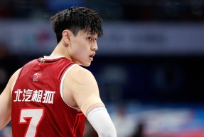 CBA季后赛国际比赛日再迎强敌，广州队止住颓势，主帅态度——媒体盛赞，更衣室氛围转暖的简单介绍爱游戏登陆入口