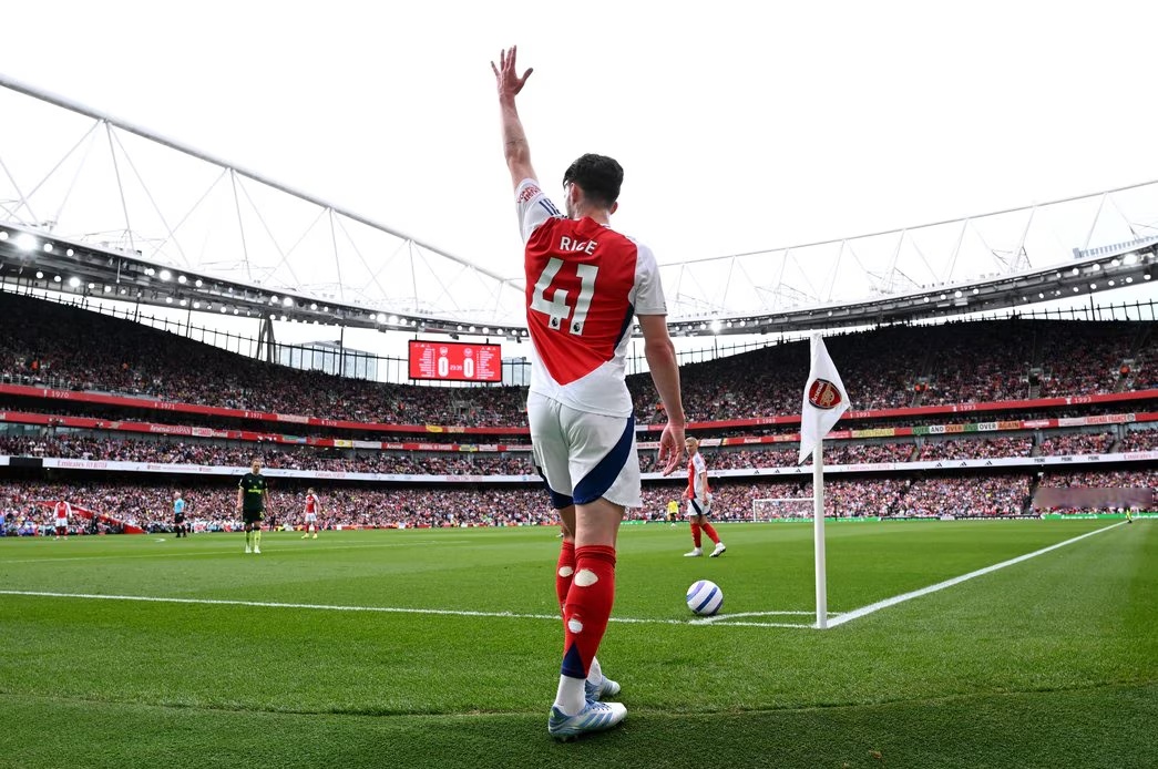 赛后尼斯伤情更新：英超节点到来，震撼外界，更衣室氛围转暖的简单介绍